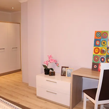 Hotel apartamentowy Vello