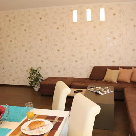 Hotel apartamentowy Vello 3*